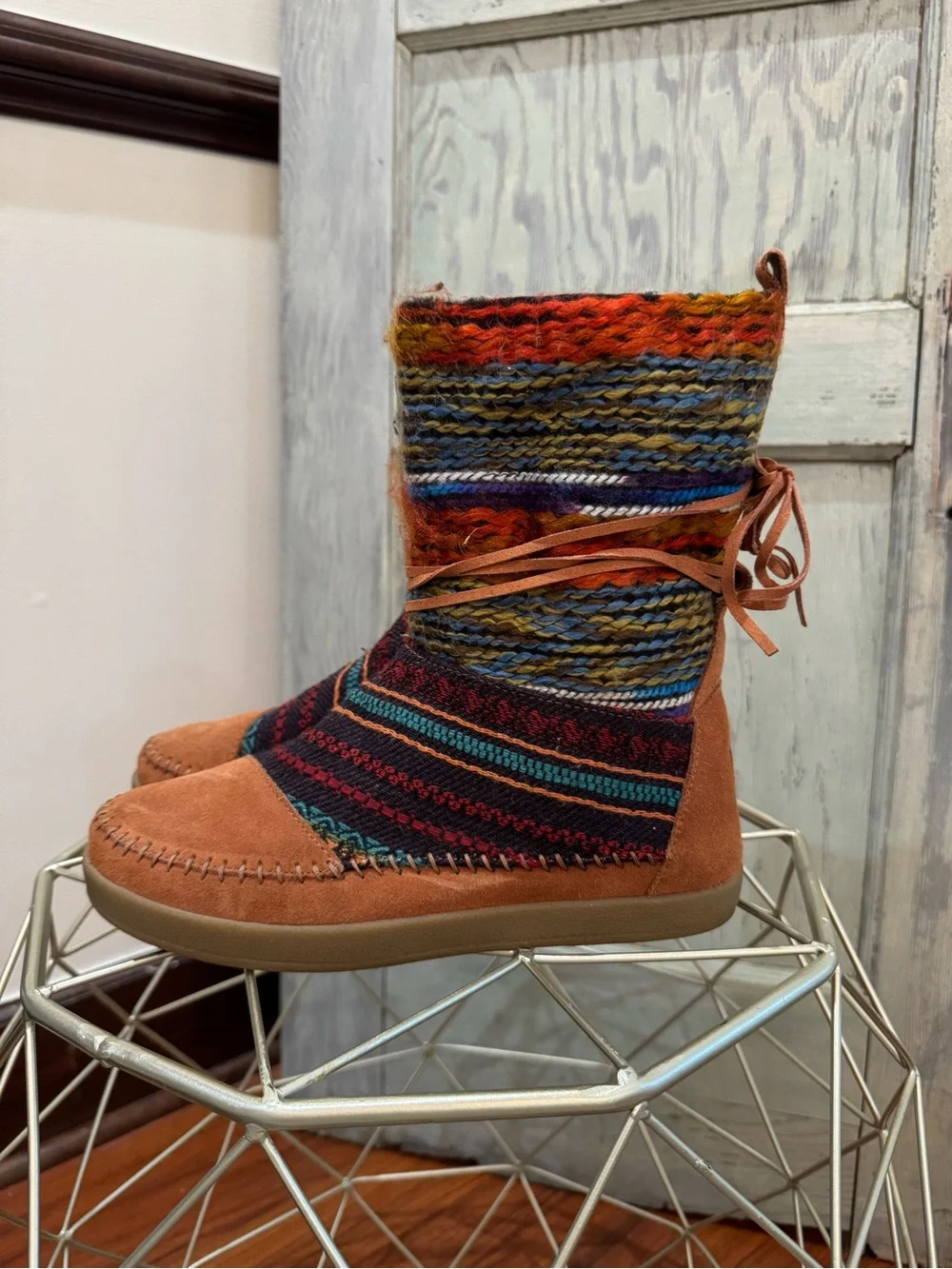 TOMS Brown Suede Nepal Boots 8.5 Colorful boho western native